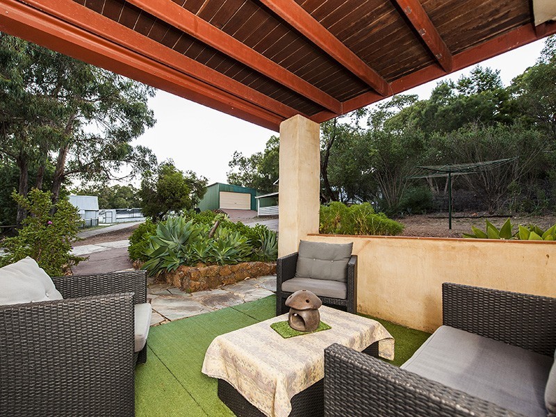 234 Stanhope Road, Walliston WA 6076