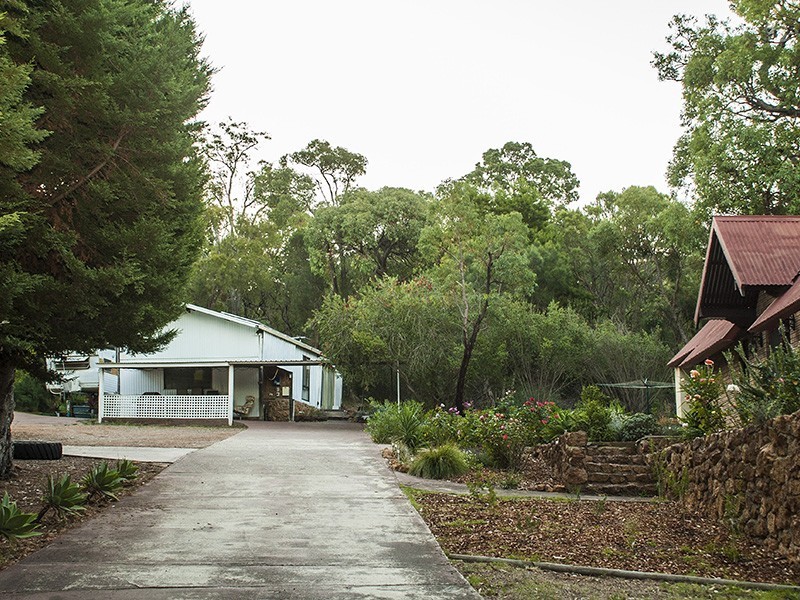 234 Stanhope Road, Walliston WA 6076