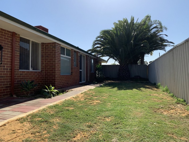 11 Pyrite Court, Forrestfield WA 6058