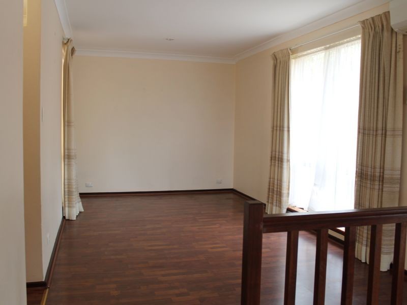 26 Armour Way, Lesmurdie WA 6076