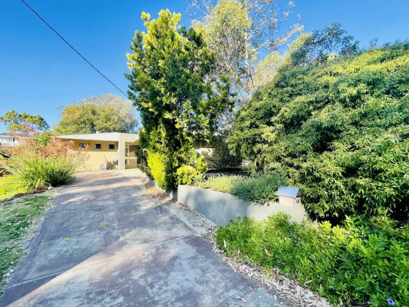 64 Orangedale Road, Lesmurdie WA 6076