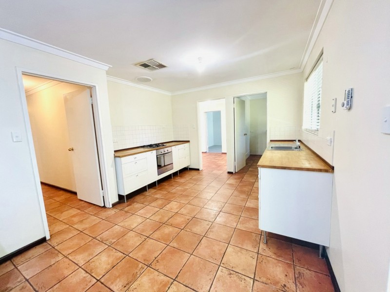 64 Orangedale Road, Lesmurdie WA 6076