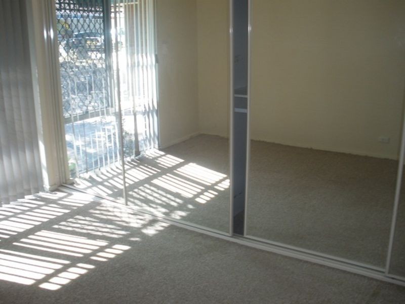 4 Hale Road, Forrestfield WA 6058