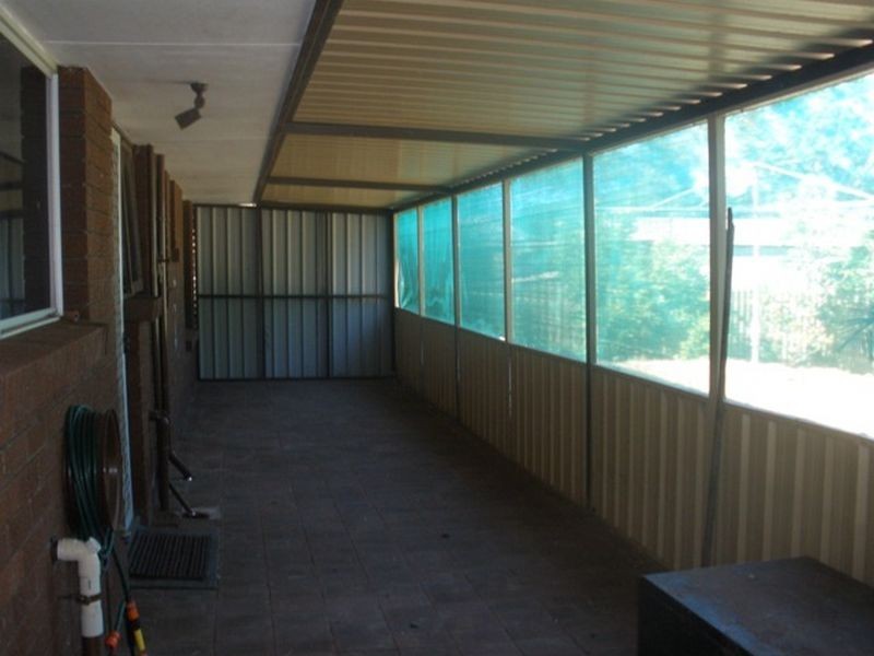 4 Hale Road, Forrestfield WA 6058