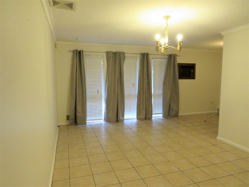 14 Bandalong Way, High Wycombe WA 6057