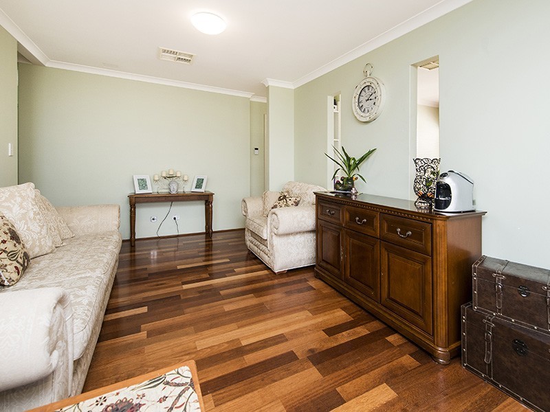 23 St John Road, Wattle Grove WA 6107