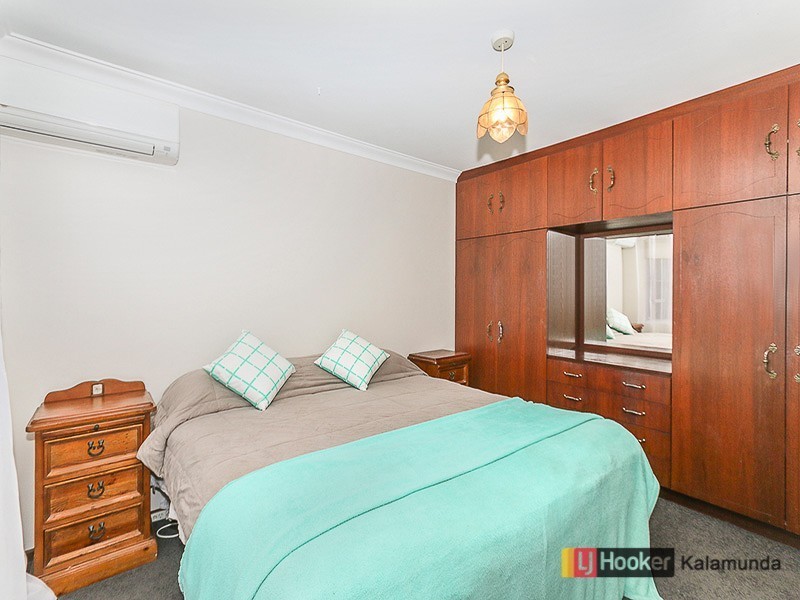 11 Agati Place, Forrestfield WA 6058
