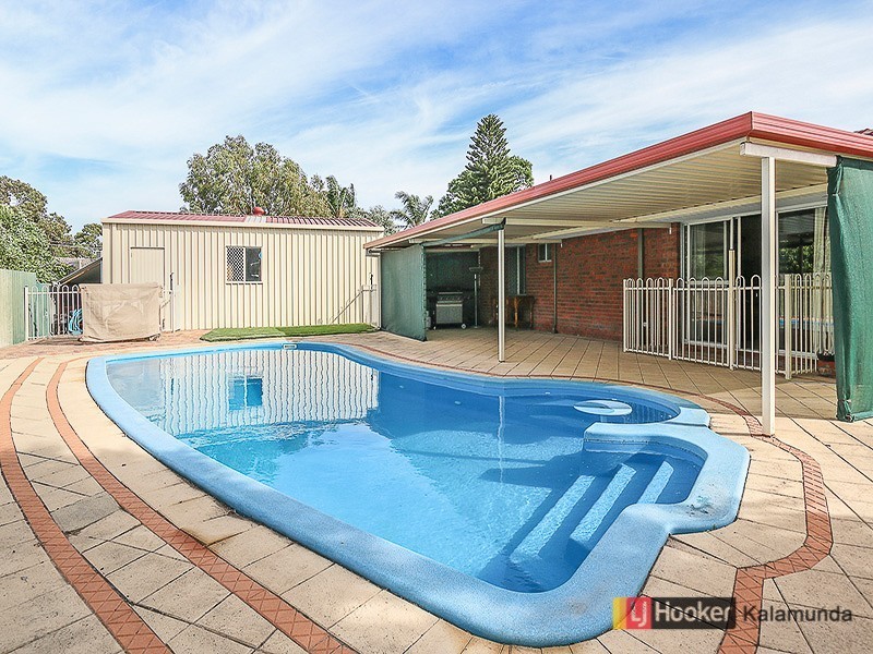11 Agati Place, Forrestfield WA 6058