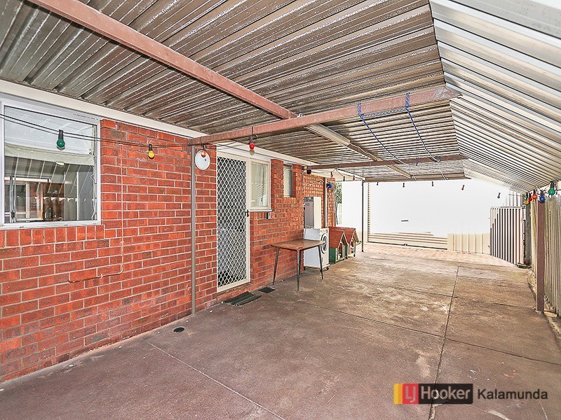 11 Agati Place, Forrestfield WA 6058