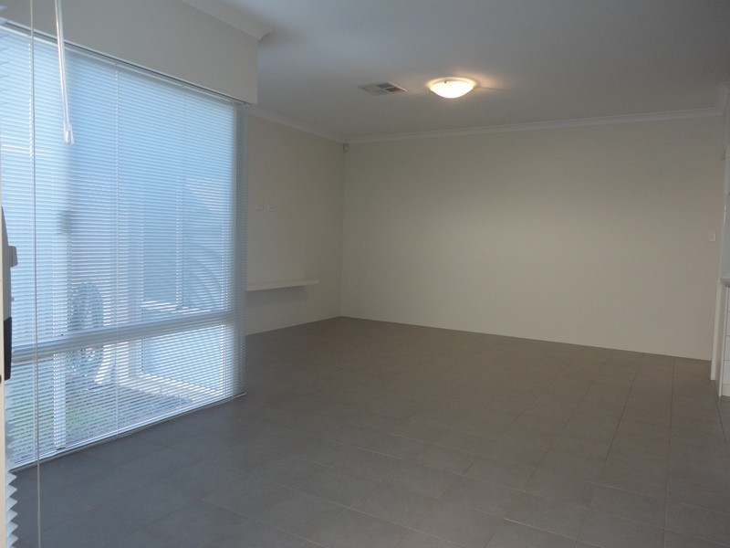 1 Melita Drive, Helena Valley WA 6056