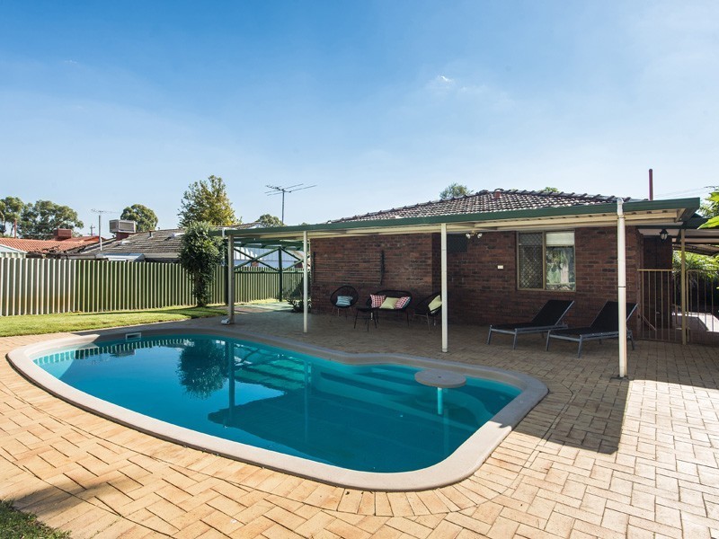 75 Cyril Road, High Wycombe WA 6057