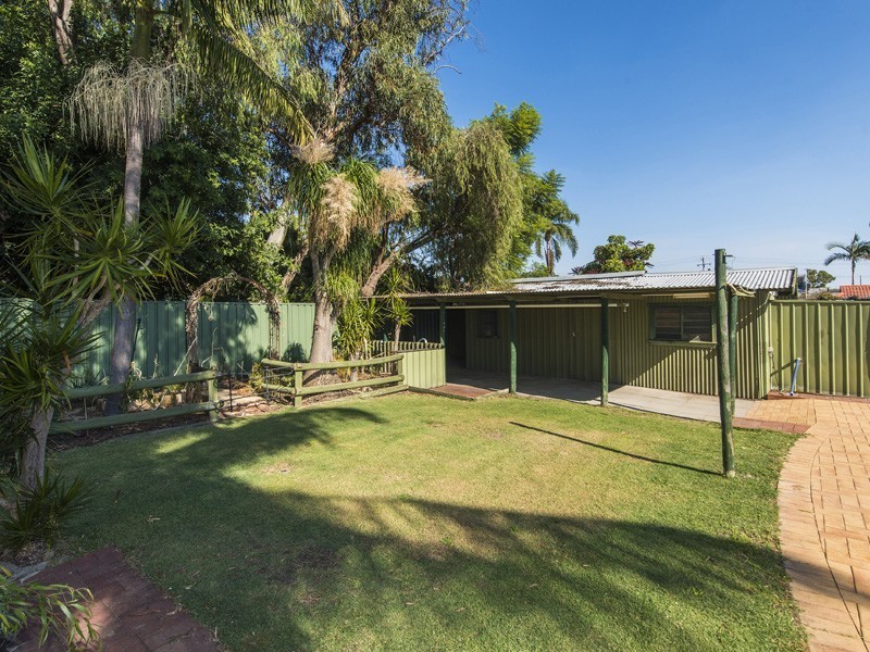 75 Cyril Road, High Wycombe WA 6057