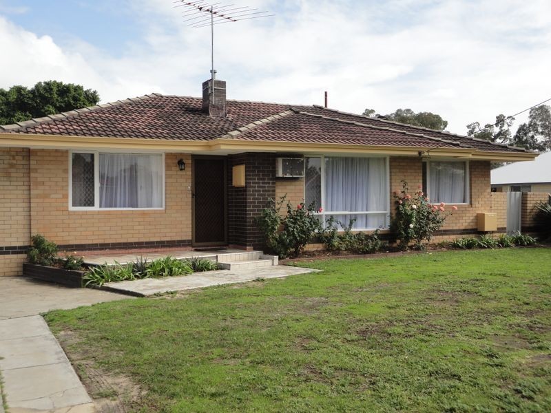 13 Brown Street, Middle Swan WA 6056