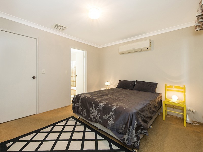 1 Bellbird Court, High Wycombe WA 6057