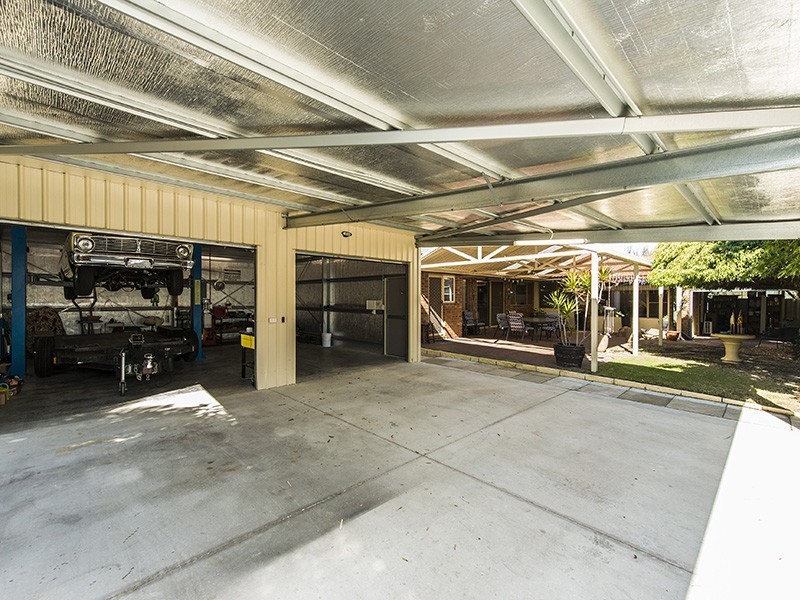 1 Bellbird Court, High Wycombe WA 6057