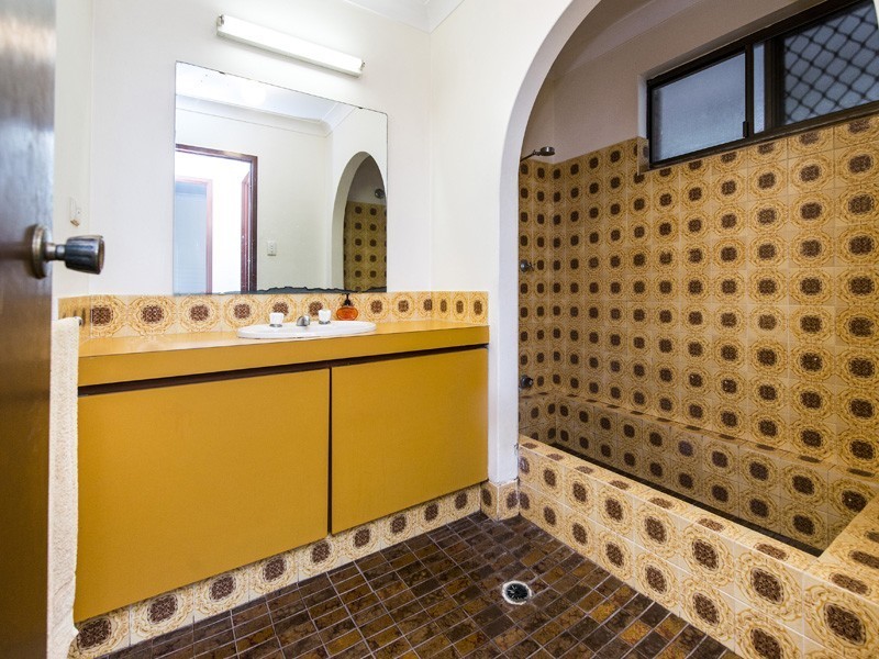 56 Calluna Way, Forrestfield WA 6058