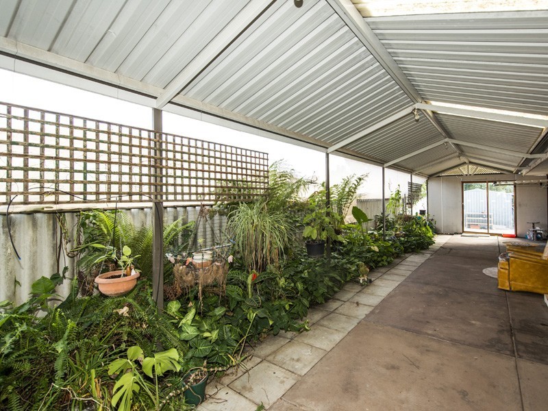 56 Calluna Way, Forrestfield WA 6058