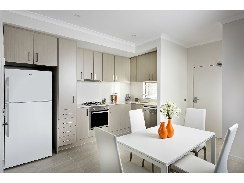 1 Pinker Crescent, Maida Vale WA 6057