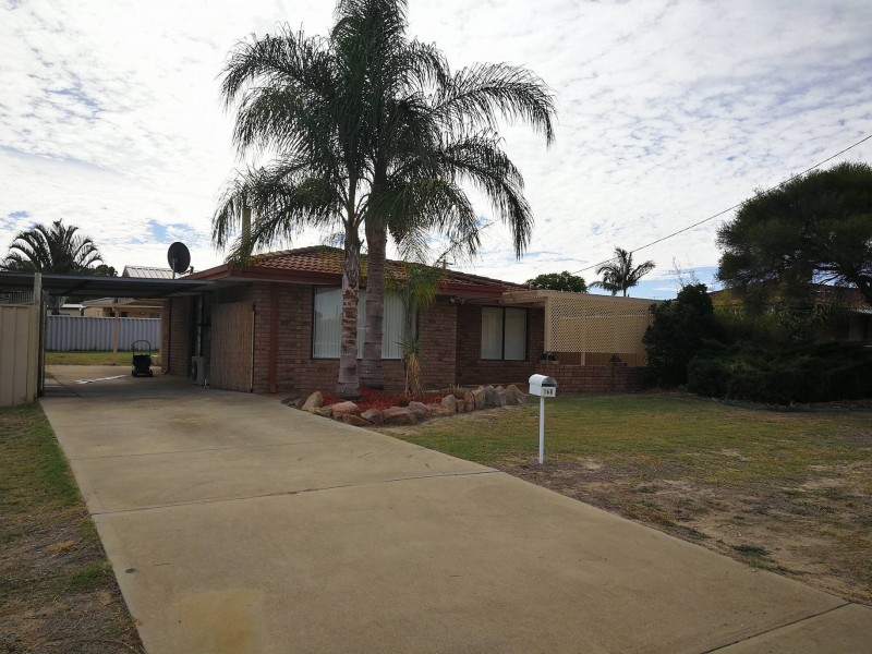 160 Newburn road, High Wycombe WA 6057