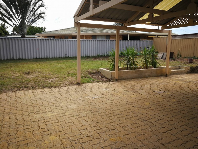 160 Newburn road, High Wycombe WA 6057