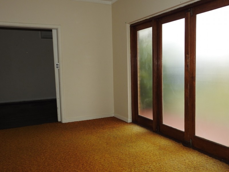 25 East Terrace, Kalamunda WA 6076