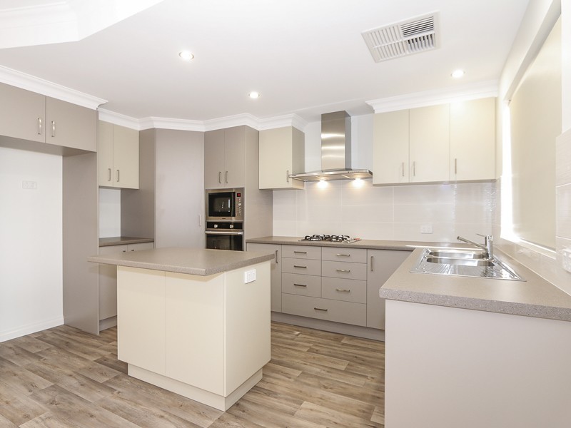 Unit 3/14 Brooks Street, Kalamunda WA 6076