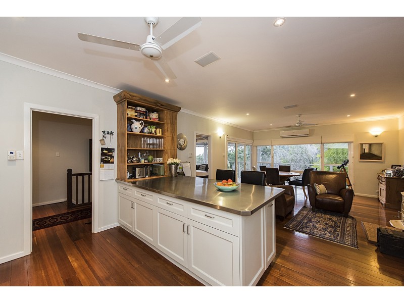 12 Lenori Road, Gooseberry Hill WA 6076