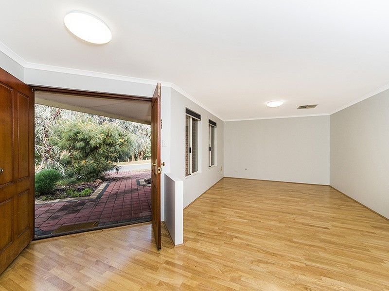 5 Glen Ross Chase, Jane Brook WA 6056