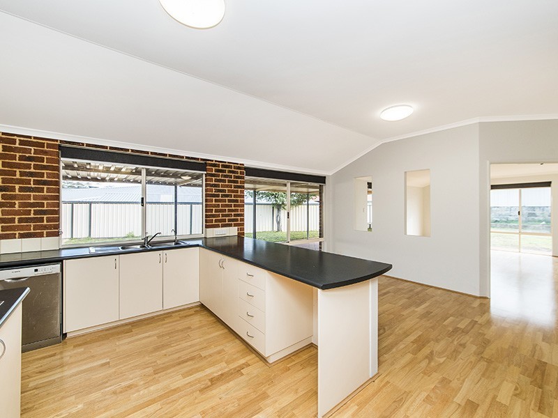 5 Glen Ross Chase, Jane Brook WA 6056