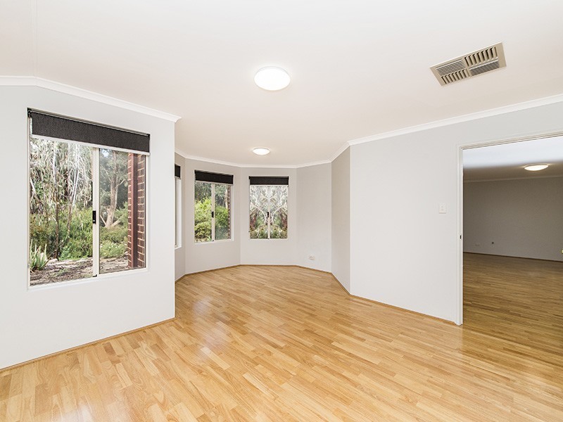 5 Glen Ross Chase, Jane Brook WA 6056