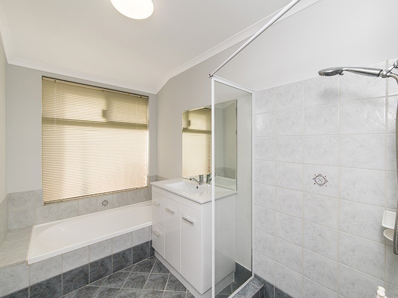 5 Glen Ross Chase, Jane Brook WA 6056