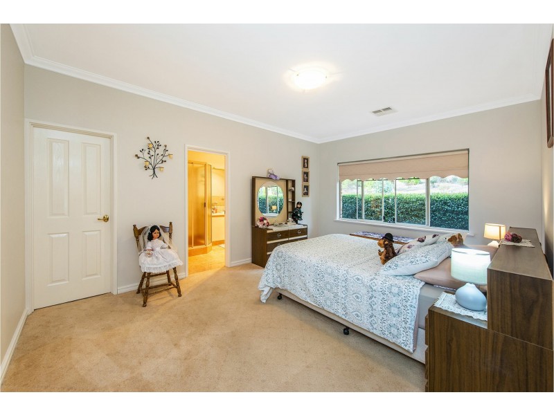 161 Bracken Road, Pickering Brook WA 6076