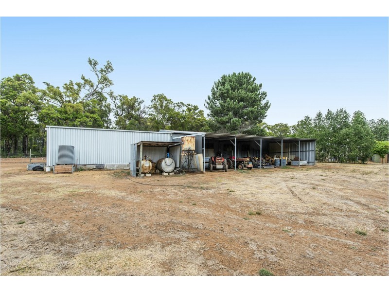 161 Bracken Road, Pickering Brook WA 6076