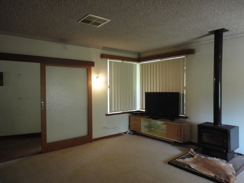 20 Brady Road, Lesmurdie WA 6076