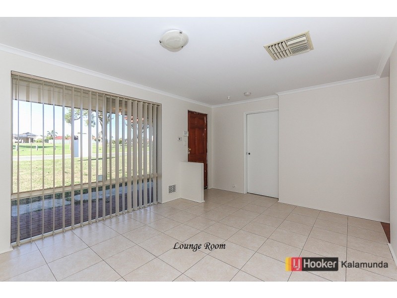 4 Strawberry Way, Forrestfield WA 6058