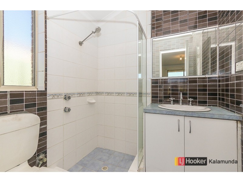 4 Strawberry Way, Forrestfield WA 6058