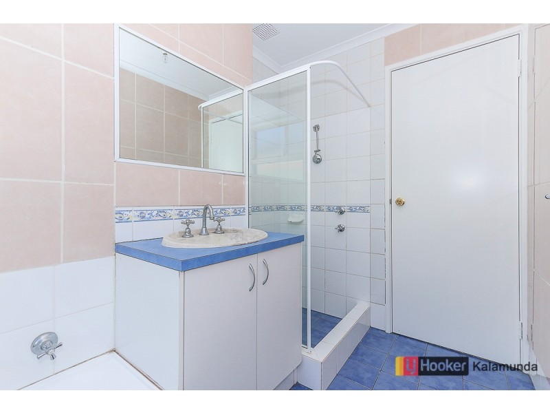 4 Strawberry Way, Forrestfield WA 6058