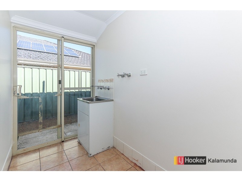 4 Strawberry Way, Forrestfield WA 6058