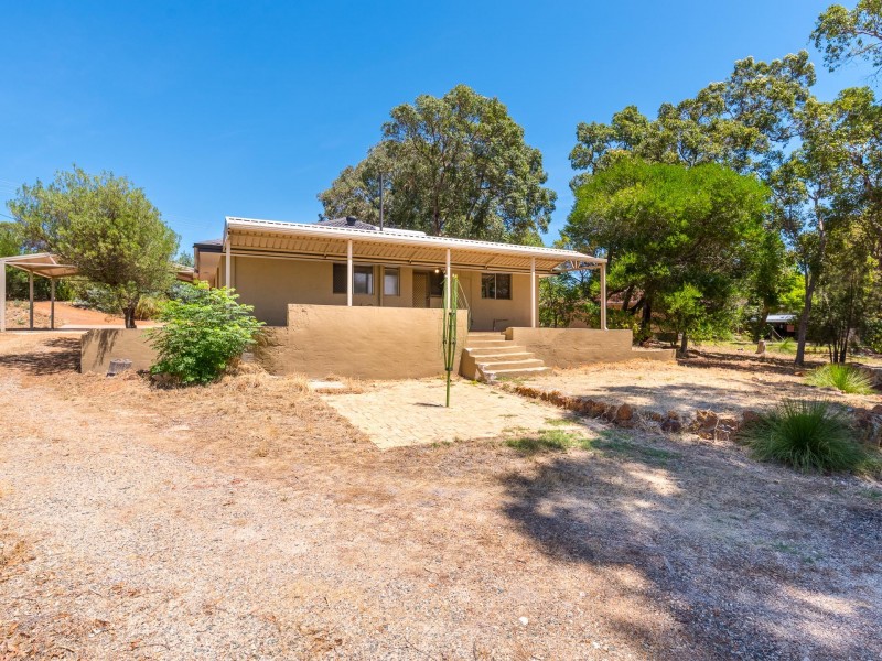 14 Yorna road, Kalamunda WA 6076
