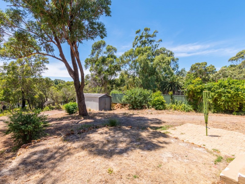 14 Yorna road, Kalamunda WA 6076
