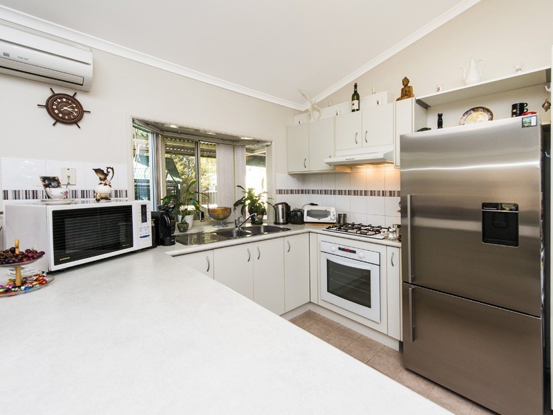 57/597 Kalamunda Road, High Wycombe WA 6057