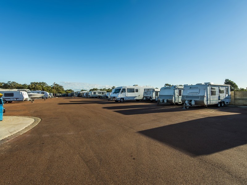 57/597 Kalamunda Road, High Wycombe WA 6057