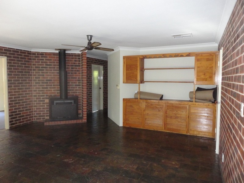 9 Landers Road, Lesmurdie WA 6076