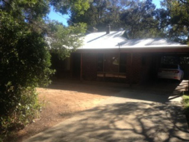 9 Landers Road, Lesmurdie WA 6076