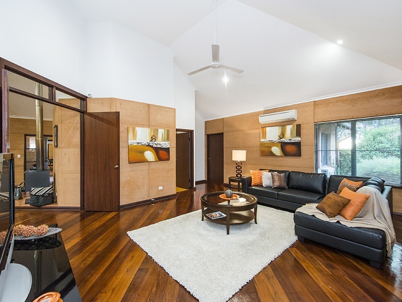 11 Summerfield Place, Gooseberry Hill WA 6076