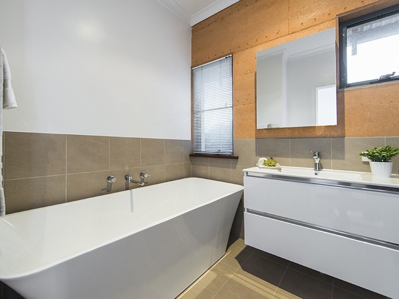 11 Summerfield Place, Gooseberry Hill WA 6076