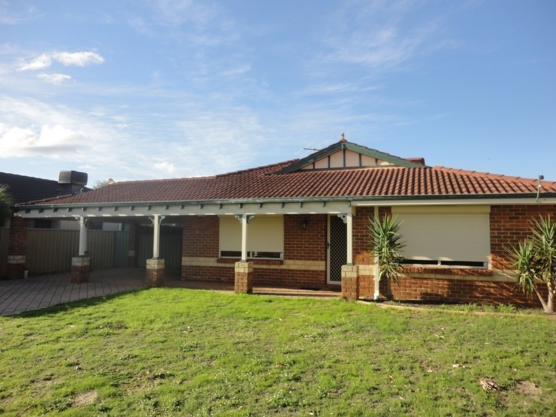 53 Hardey Road East, Wattle Grove WA 6107