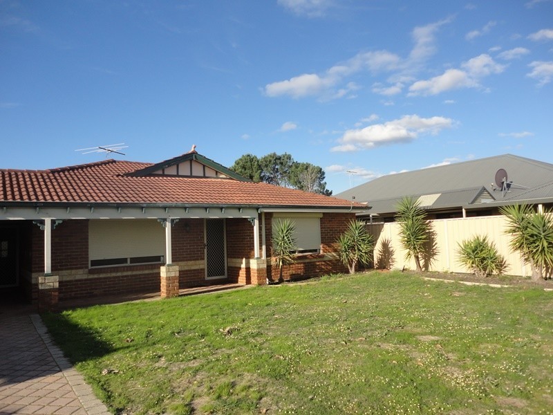 53 Hardey Road East, Wattle Grove WA 6107