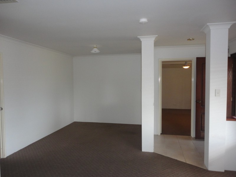 53 Hardey Road East, Wattle Grove WA 6107