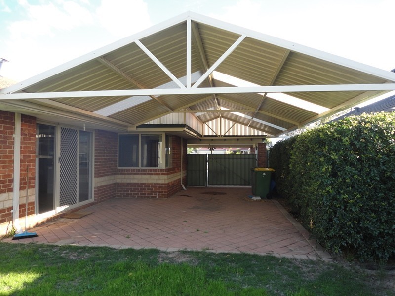 53 Hardey Road East, Wattle Grove WA 6107